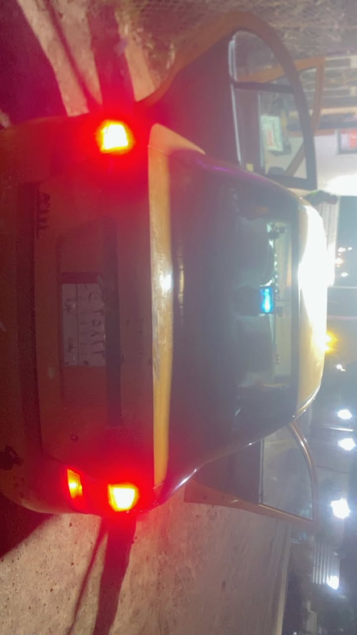 سلام عليكم طيبه 2015 سنويه2030رقم بسنويه إنكليزي تحويلي ثاني يوم مكاني بغداد 
ابو غريب سعرها ٣٨بيها مجال كلشششش بصيط حك الجيه  رقمي ***********
