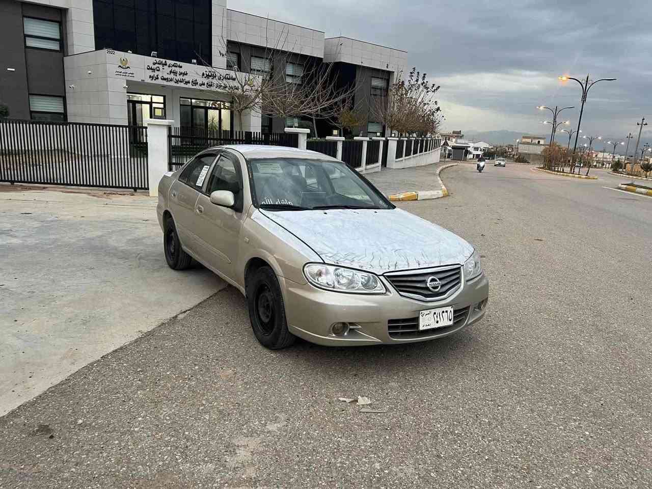 بە ناوی خوای گە ورە
نیسان سە نی ساخ 
2006گیرتۆماتیک
گیرومە کینە بە شە رت کامل بۆیاخ 
کامیراوشاشە کارە بای هە مووی بە شە رت  
45کە میک مە عمە لە 
لە هە لبجە ی شە هیدم
ژم***********
