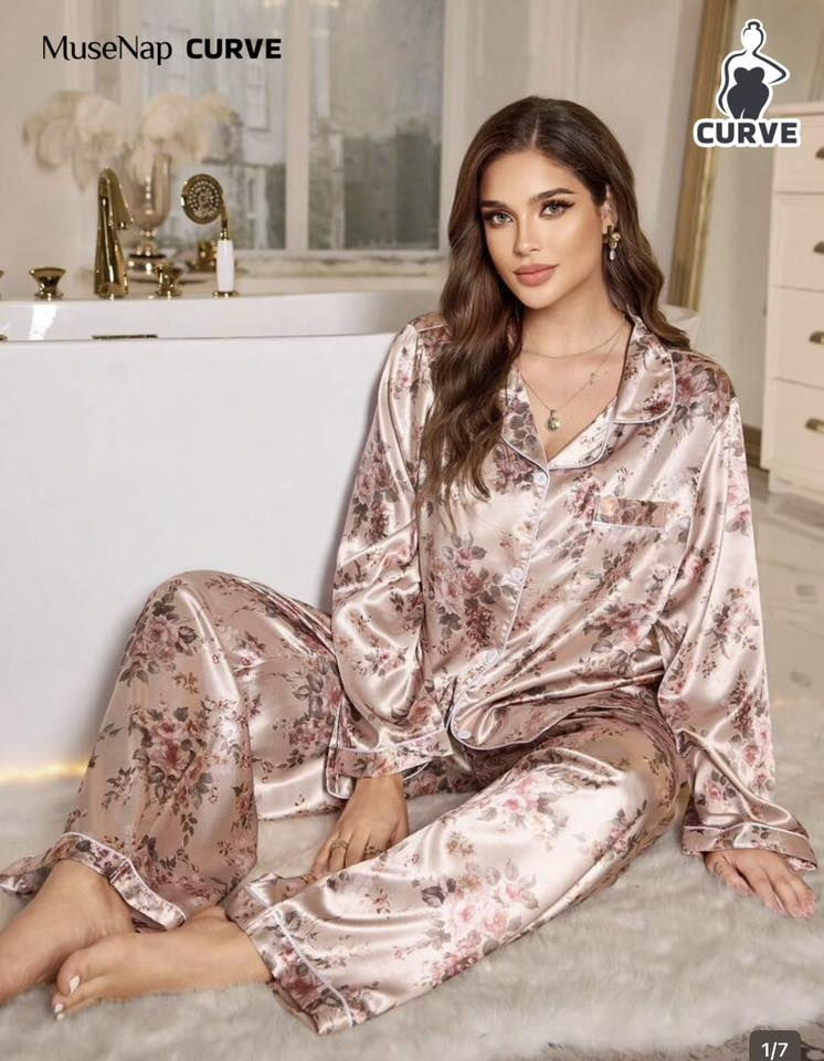 مرحبا 
كصيت طلبيه من شي ان وطلعن هذني القطع كبار عليه 
اسعارهم مناسبه 
للتواصل ***********
قياسهن ٢اكس
