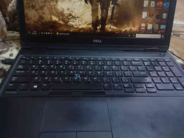 لابتوب DELL كوراي 5 الجيل 7 
هارد256ssd
شاشه حجم 15.6
السعر ب 250 وبي مجال للطيبين 
المكان البصره الامن الداخلي. 
رقم ***********
