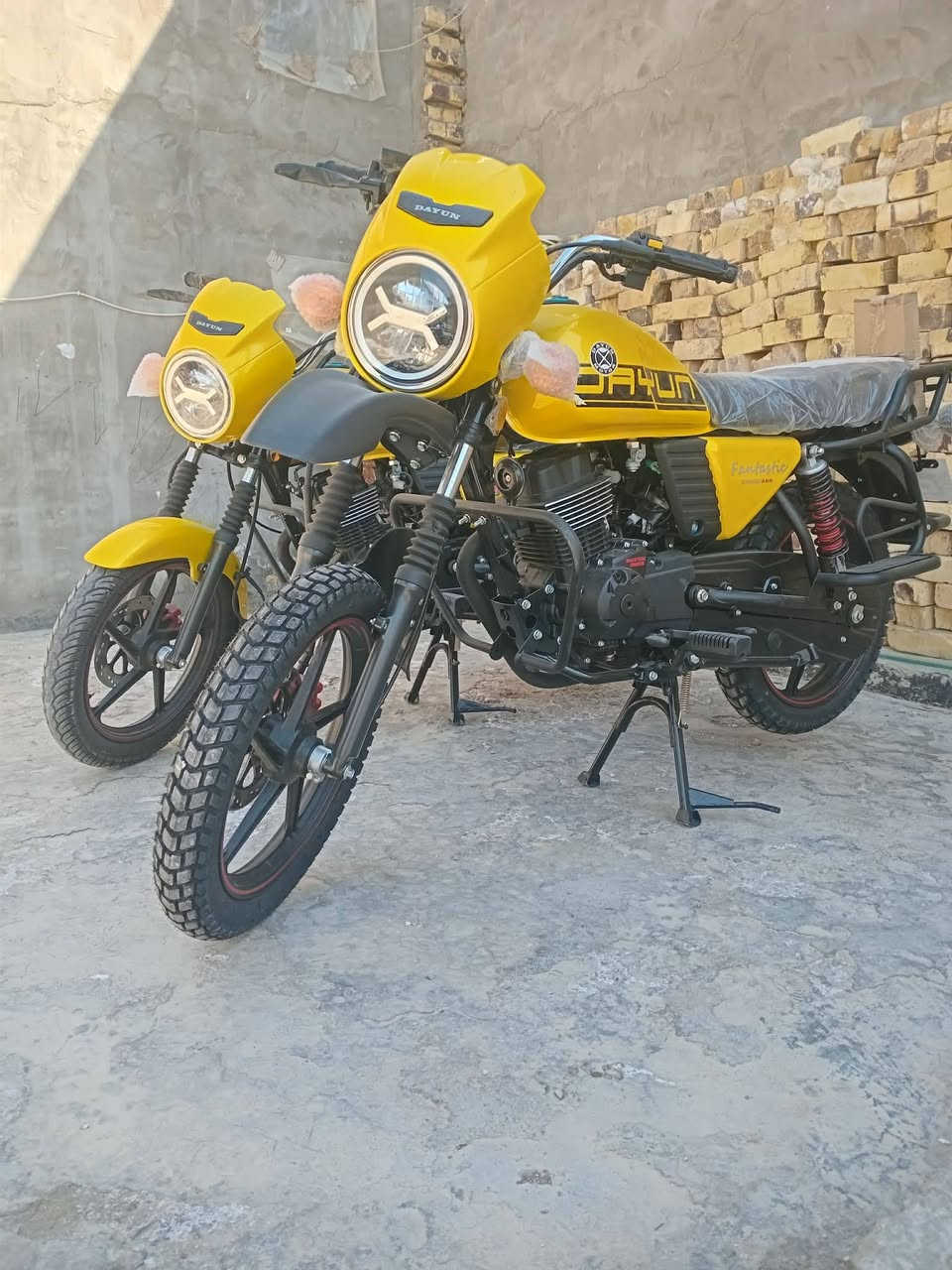 السلام عليكم
يتوفر دايون كلاسلك جبلي 
موديل 26
زيرو صفر كيلو متر
شد صندوك
سويج عدد 2
بصمات عدد 2
تشغيل عن بعد
أوراق اسكنر
الاسعار جوه السوك 
العنوان حله
 ***********
