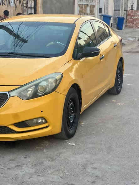 سلام عليكم فورتي موديل 16حادت كما موضح في صوره مع سونار مكينه دوش مفتوحه مكان السياره بغداد مدينه الصدر السعر 110بيها مجال بسيط سنويه ال29
رقم  موبيل ***********
