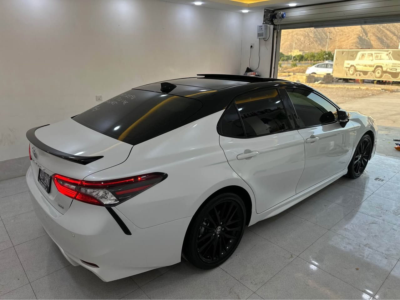 TOYOTA CAMRY XSE 2024
سە یارەکە بەس بۆنیت بۆیاخە بیناوگرتن بی ئیرباگ سەیارەکە فول مواسەفاتە ٥ کامیرا-داتاشۆ-رادار٣٦٠ -کوشن سارد گەرم -پانۆراما-هتد- تەنها ٢٧ مایل رۆشتوە گیرو مەکینە کارەبای بەشەرت -نرخ ٢٦٣$ شتیک مە جال
***********
*********** رانية, السليمانية
