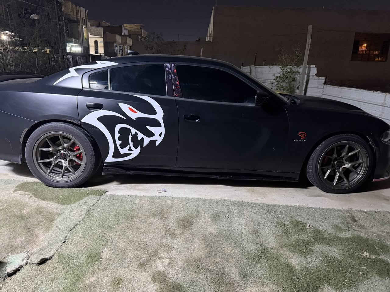 السلام وعليكم جارجر ارتي ٢٠١٨ اصل رقم بغداد بسمي فول عده الفتحه مكينه كير كفاله مغلفه بي بي اف اسود طافي ضمان ٥ سنوات بدون صبغ بيه تكحيل فقط حداديه ١٠٠ زوج تايرات جدد الخلفي ٣١٥ ويل هيلكات الاصلي قطعتين تبريد مراوس معه الانترا ان فقط مكاني بغداد رقمي ***********
