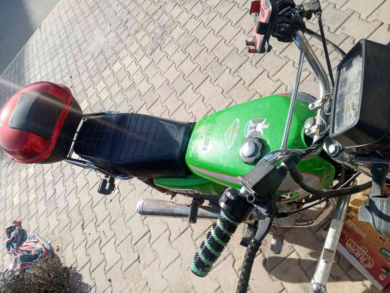 يوجد موطور البيع سيفان مكمرك وكامل السعر575وبي مجال بصيط
***********
