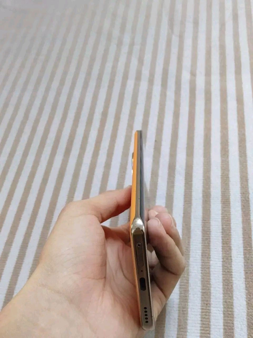 هونر X9 S الذاكره256 الرام 12 ممفتوح كلش نضيف السعر 265 وبي مجاال بسيط رقمي ***********
