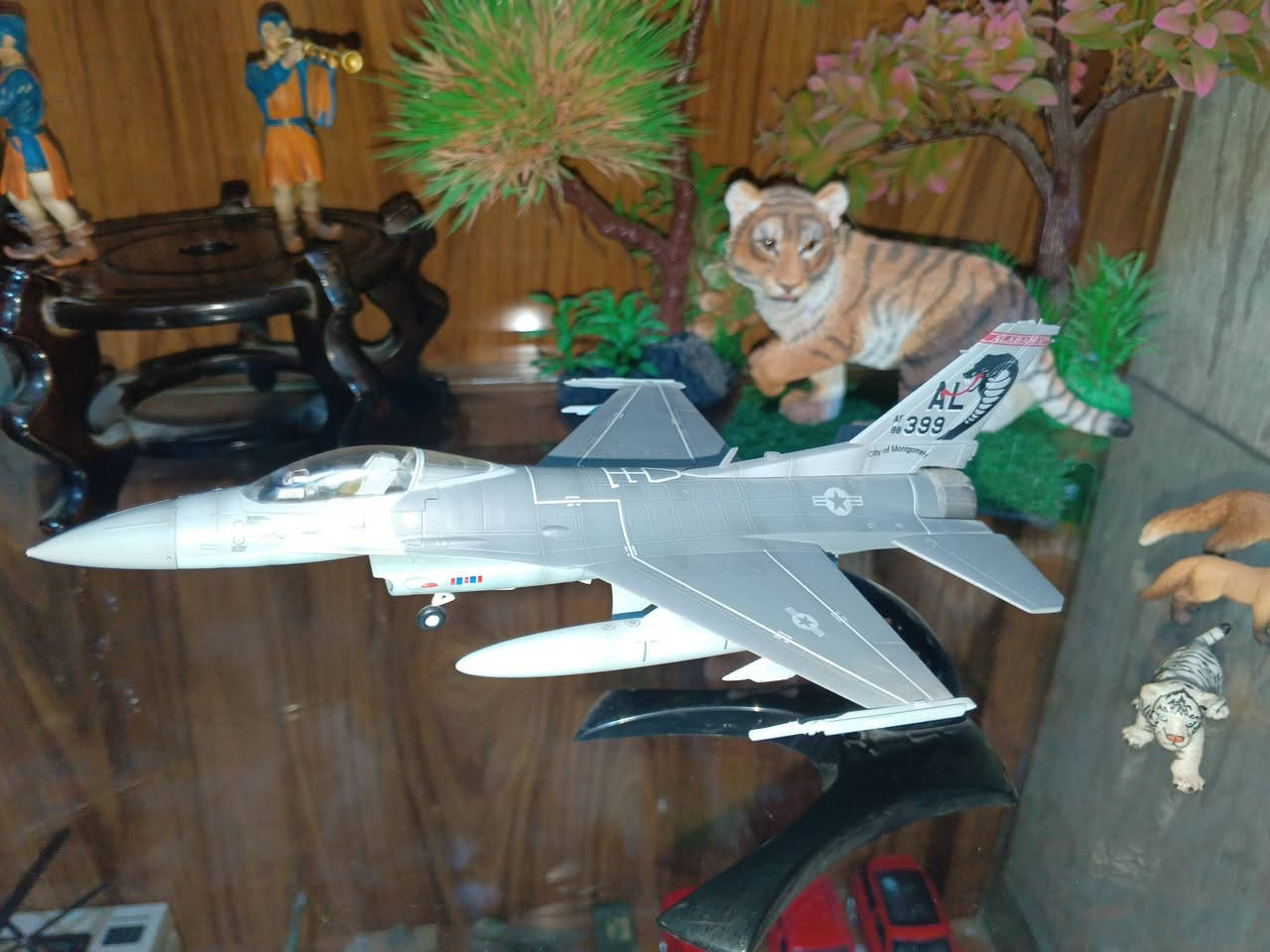 للبيع السعر ٥٥
طول ٨ سم


**إذا كنت صاحب هذا الإعلان وتريد حذفه لأي سبب، رجاءا أرسل رسالة إلى الدعم الفني**