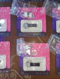 فلاشات ١تيرا • ١٥ قطعة • توصيل