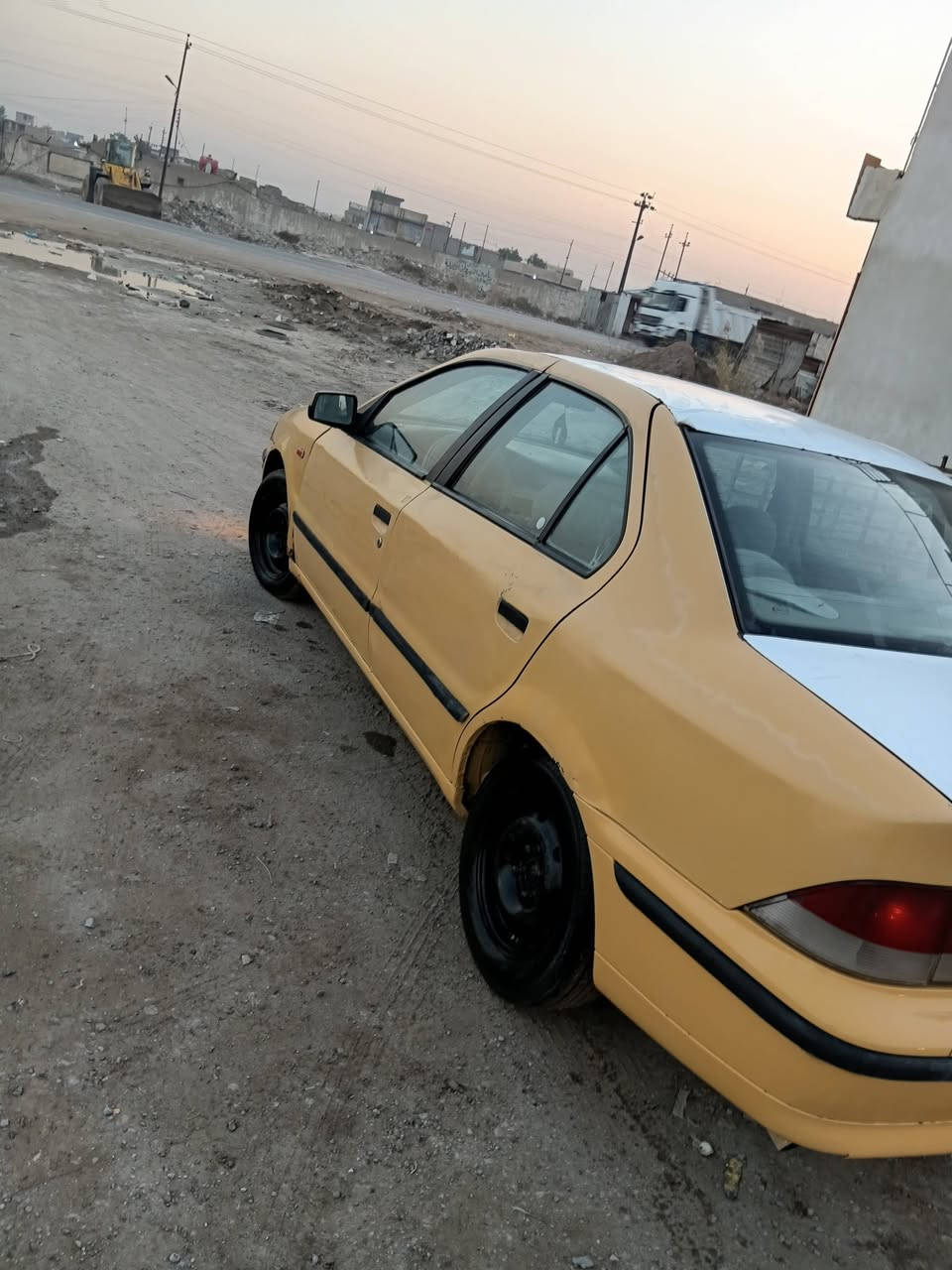 سلام عليكم سمند موديل ١٠ كير ومكينه مكفولات سياره خير من الله السعر ٢٥ وبيه مجال حك الجيه بكاني بغداد جسر دياله لجديد رقم الهاتف ***********
