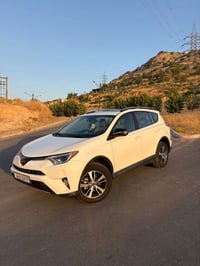 راف فور XLE • ٢٠١٨ • كلين