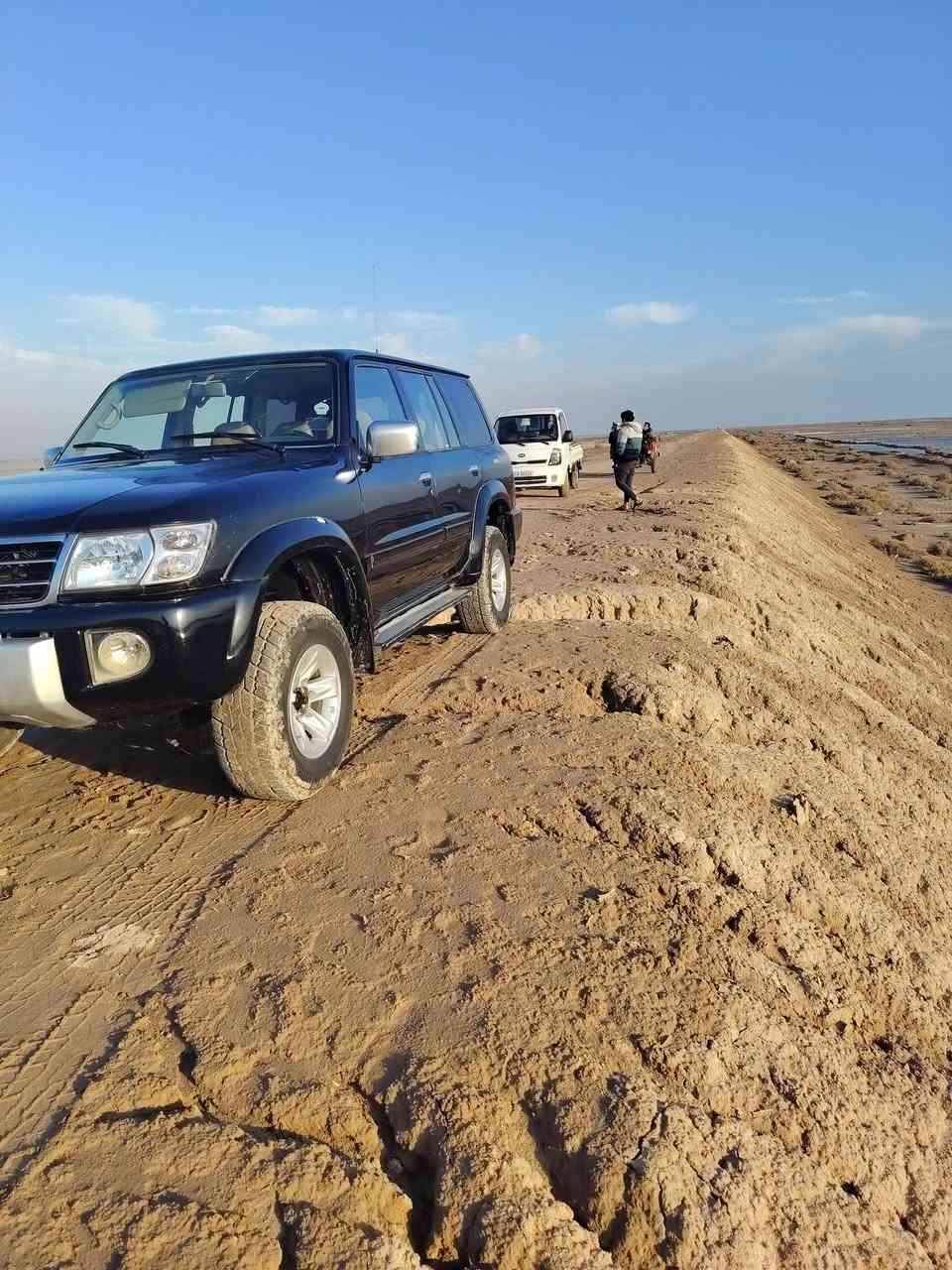 باترول سفاري  ٢٠٠٢جاهزه صبق مكانات كير ومحرك خير من الله جاهزه تبريد منضومه غاز رقم بغداد السعر 95 وبيهه مجال لشراي مكاني العماره مركز المدينه ***********
