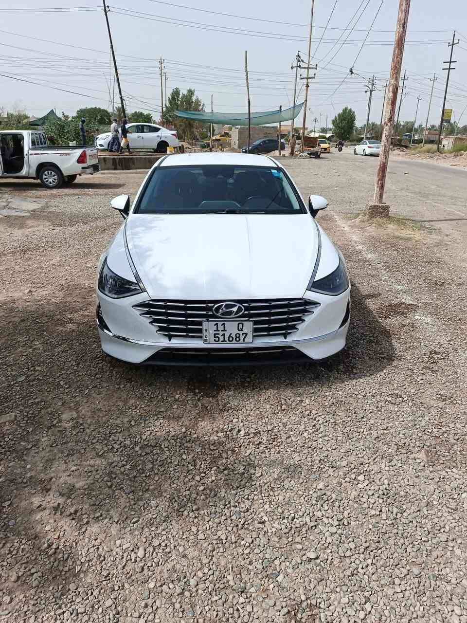 سوناتا ٢٢
محرك ٢٠٠٠ تنفس طبيعي هايبرد
سيارة فول مواصفات عدا الفتحة 
بصمة 
تشغيل عن بعد
شاشة 
رادار
حساسات خلفي امامي 
نظام توقف ذاتي 
نظام قيادة ذاتي 
كشنات كهربائي
تدفئة كشنات 
تحكم ستيرن 
نظام سرعة
إشارة مري 
سيارة جديدة
***********
