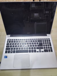 لابتوب فوجستو كوراي فايف جيل ٦ رام 8 ssd256 بطاريات عدد 2 يعني انسه شح...