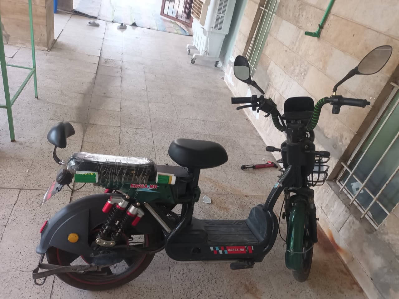 سلام عليكم ماطور شحن 4باتري بتريات اخو الجديد يمشيك وين من يعجبك شغل ومشي
حجم كبير 
شغال كامل 
سعره 300 
وبي شويه مجال


**إذا كنت صاحب هذا الإعلان وتريد حذفه لأي سبب، رجاءا أرسل رسالة إلى الدعم الفني**