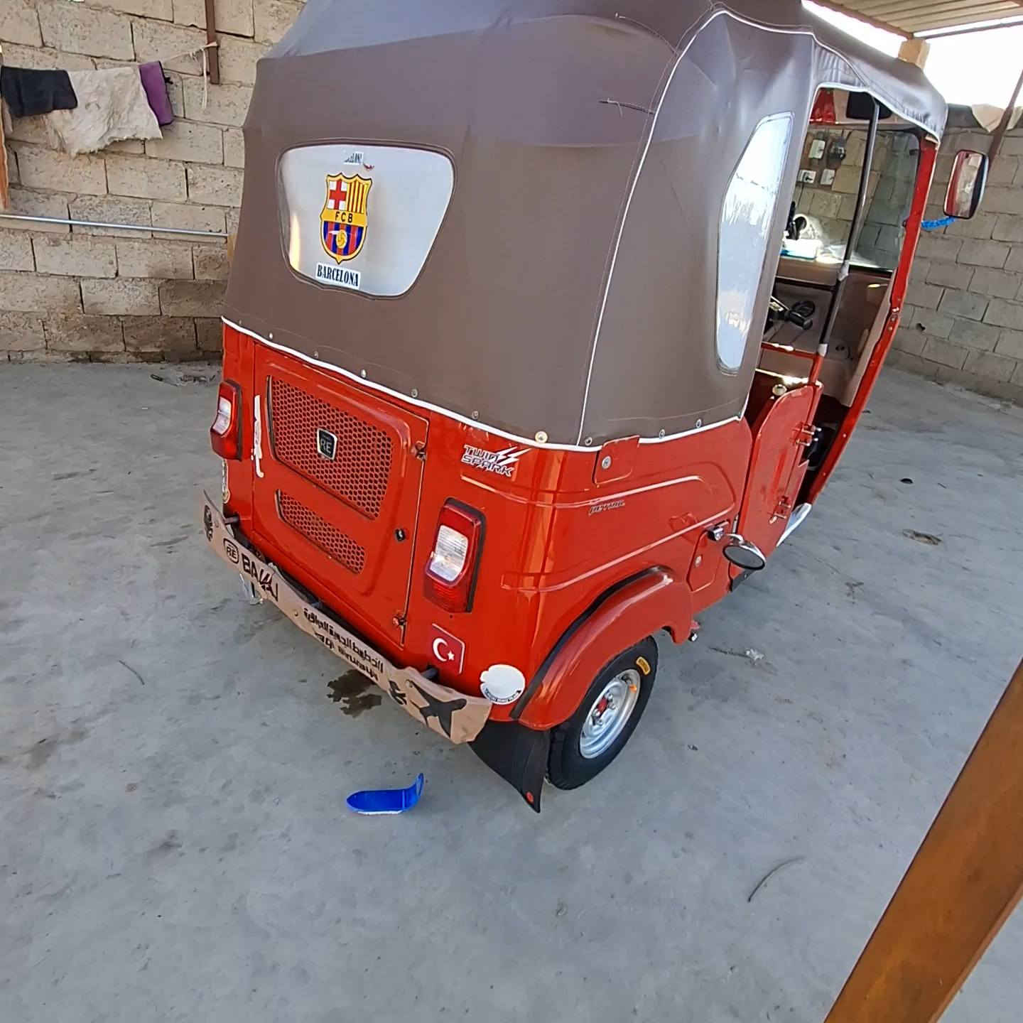 السلام عليكم ورحمة الله وبركاته للبيع للبيع تك تك22 لون حمره رقم وسنويه باسمي لوحات نكليزي تحويل ثاني يوم مكاني ديالى الخالص السعر ع الرقم ***********
