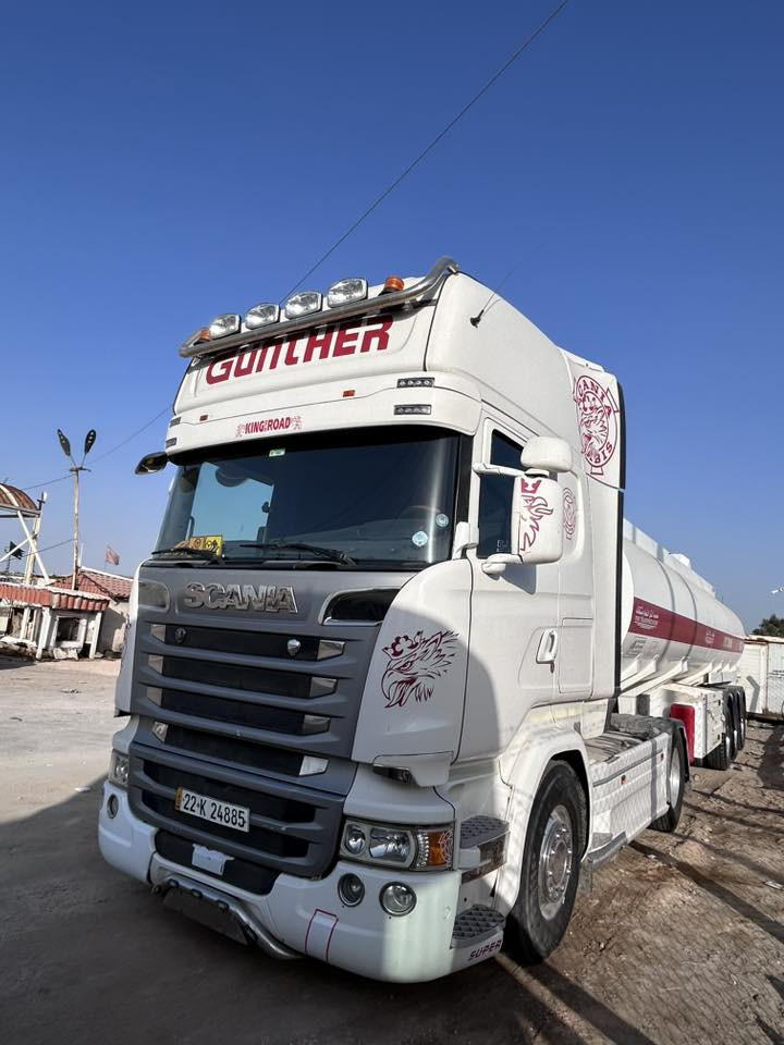 سكانيا 2016 رقم اربيل ب اسمي .  ((للبيع بسعر مناسب))
كير اوتماتيك
جديدة برغي مابيها نقص
السيارة تخم تاير جديد هية وصهريجها 
الصهريج يوسف حجي عمر اخو حازم ماكو فرق
ويالة كروم 
السيارة بيها  GPS
طوناج جديد وتكيالها جديدة
فول للأخير السياره
(مابيها اي نقص لاتقارنها بوحدة راكضة)
للاتصال
***********

***********
