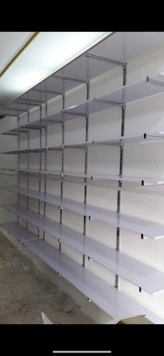 سلام عليكم ورحمه الله وبركاته نوفر لكم كل ماهو جديد استاندات وتعاليك وديكور متكامل وملكانات رجالي نسائي للحجز والاستفسار واتساب *********** توصيل جميع انحاء العراق
