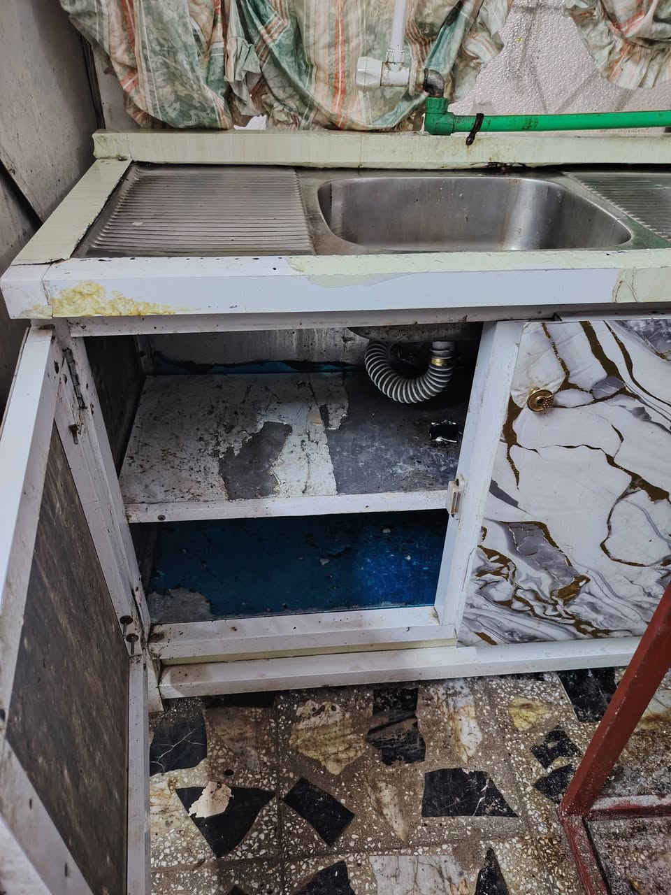 كاونتر للبيع 4قطع ب125قفل ***********
