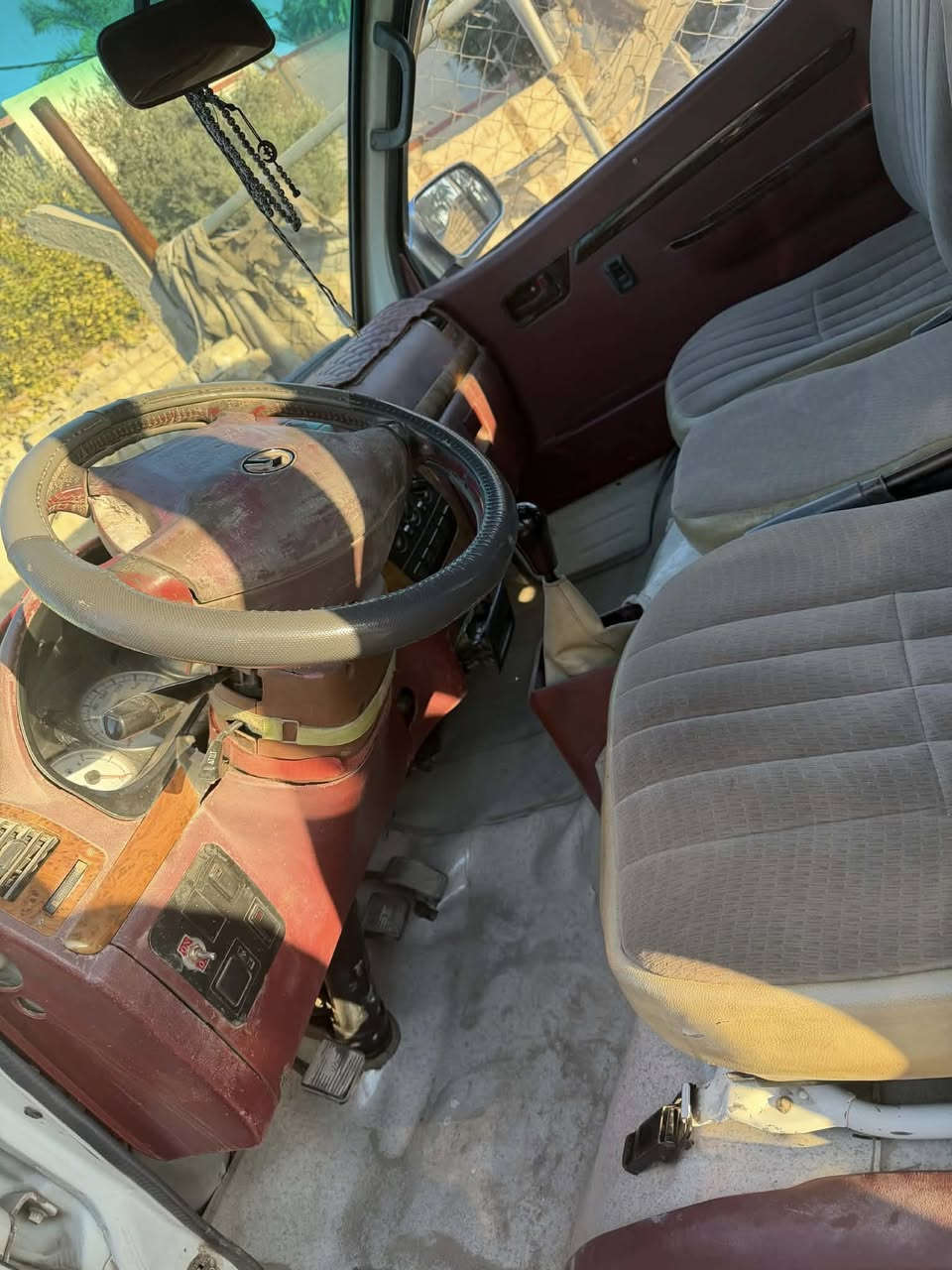 فوتون الوان مديل 2015 للبيع مكفوله عده المكينه بيه خيط تبخير للاستفسار اكثر الاتصال *********** او ***********
