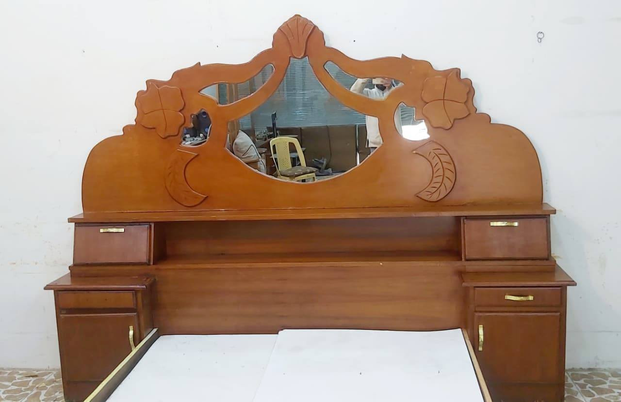 غرفة صاج نظيفة للبيع ٤٥٠الف الاستفسار الاتصال على الرقم ***********
