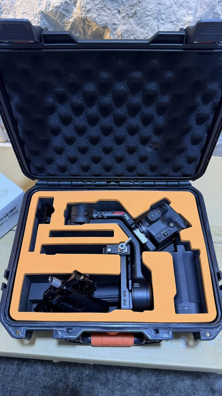 رونن dji RS4 مستخدمة اقل الشهر حالة حال الجديد مع جنطة خاصه بيها عنوان بغداد
*********** واتساب او اتصال
