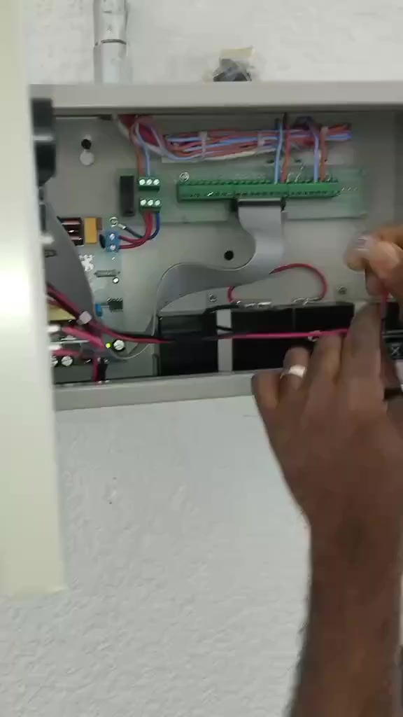 🔥 منظومة إطفاء + مستشعرات دخان ZITEX – حماية كاملة بمعايير عالمية 🔐🔥
تنصيب منظومة الإطفاء بالموقع
مع تركيب مستشعرات الدخان ZITEX الأصلية،
واللي تُعد من أدق وأقوى المستشعرات بالسوق من ناحية الحساسية وسرعة الإنذار.
👨‍🔧✨ شغلنا يعتمد على الدقة والجودة والأمان قبل كل شيء… والنتيجة مثل ما تشوفون: ترتيب، نظافة، وثقة 100%.
✔️ تركيب وفحص أمام صاحب الموقع
✔️ مواد أصلية مع ضمان
✔️ تمديد مضبوط بدون تخريب
✔️ شغل سريع + التزام عالي بالمواعيد
وإذا عندك محل، مخزن، شركة، بيت، أو أي مشروع وتريد تحميه وتنام مرتاح—إحنا نوفرلك كلشي من الألف للياء وبأفضل الأسعار.
☎️: ***********
📩 للاستفسار أو الحجز… راسلني بأي وقت
#اطفاء_حريق #منظومات_اطفاء #مستشعر_دخان #ZITEX #انذار_حريق
#FireSystem #FireAlarm #FireSafety #امن_وسلامة #سلامة_عامة
#تنصيب_منظومات #فحص_منظومات #اعمال_هندسية #مهندس_اطفاء
#حماية_من_الحريق #اطفاء #HSE #عراق #بغداد
