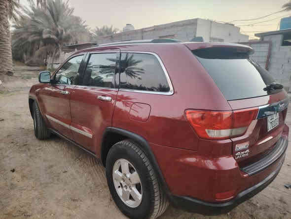 السلام عليكم للبيع جيب لاريدو موديل 2012 رقم بغداد مداور ثاني يوم بأسم المشتري وارد امريكي حادثها بنيد تبديل وصبغ الجاملغ الامامي بدون أي ضرر داخلي
#مواصفات_السياره تشغيل عن بعد 
بصمه أبوب
كاميرا دواره
تحكم ستيرن جهتين
مثبت سرعه
تبريد امامي وخلفي
جنطه كهربائيه
دواخل مخمل 
ويل كب كروم اصلي
محرك 6 سلندر
السياره جديده وجاهزه كير محرك تبريدة ثلج تخم تاير حداديه اشتخدام شخصي السعر155التصال *********** @إشارة 

‏
