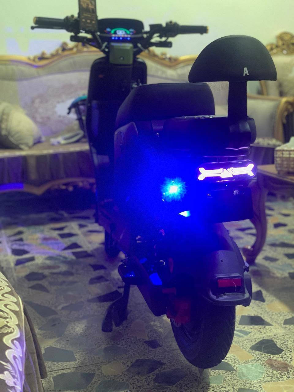السلام عليكم دراجة شحن r9 2026 الدراجه نضيفه تفاصيل خاص السعر 600


**إذا كنت صاحب هذا الإعلان وتريد حذفه لأي سبب، رجاءا أرسل رسالة إلى الدعم الفني**