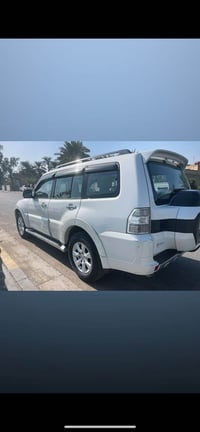 باجيرو ٢٠١٥ حبتور للبيع او مراوس مكفول كير  ومحرك  نظيف جدا وسليم  ونش...