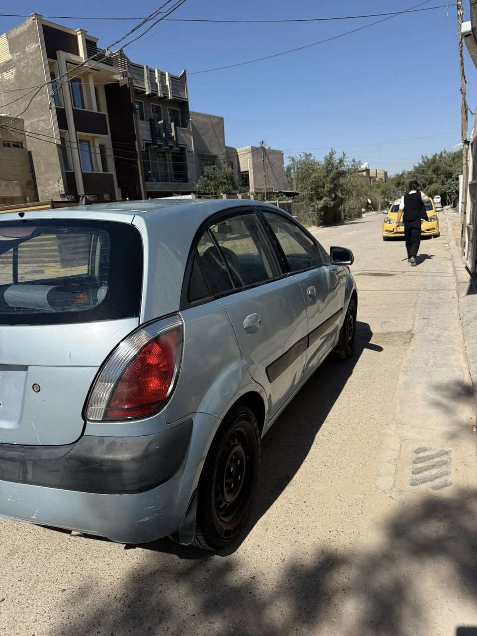 السلام عليكم ريو 2006 بيه رشات صبغ ابيع مصبوغة بيه تبخير سعر 55 وبيه مجال *********** العنوان الدوره الصحه
