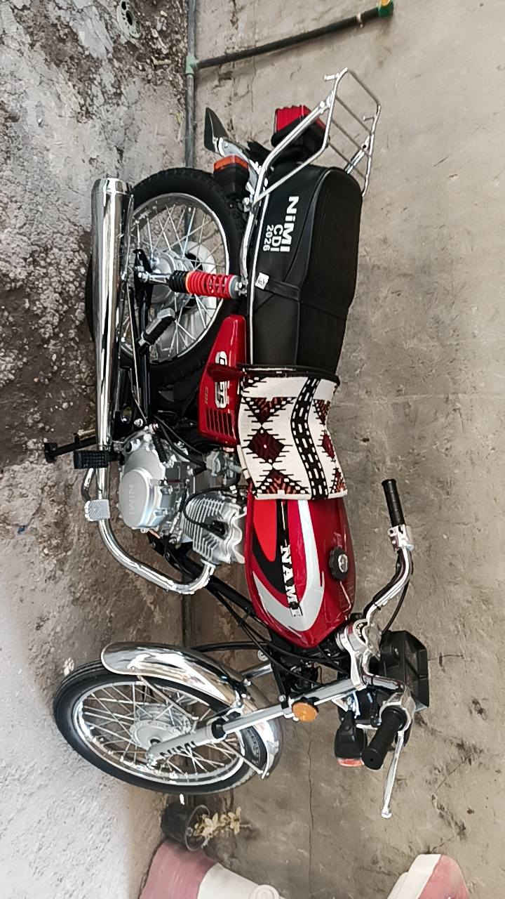 السلام عليكم دراجه اربعه كير امتياز أوراق سكنر دراجه نضافه بل كارتون ماصارلي هواي من مطلعها من المعرض السعر 750وبيها مجال لشراي ***********
