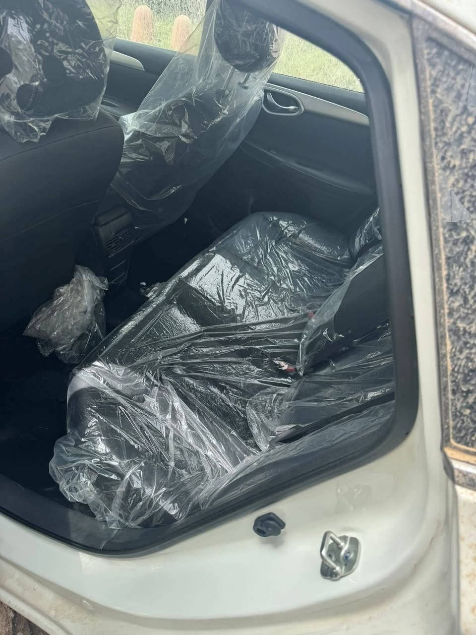 سنترا 2025زيروووو رقم اربيل تريد تحويل مجانا تريد وكالة مجانا 
داخل مخمل 
السعر صدمة 127ونص زيرووو غير قابل للتفاوض 
مكاني بغداد الكرادة ***********
