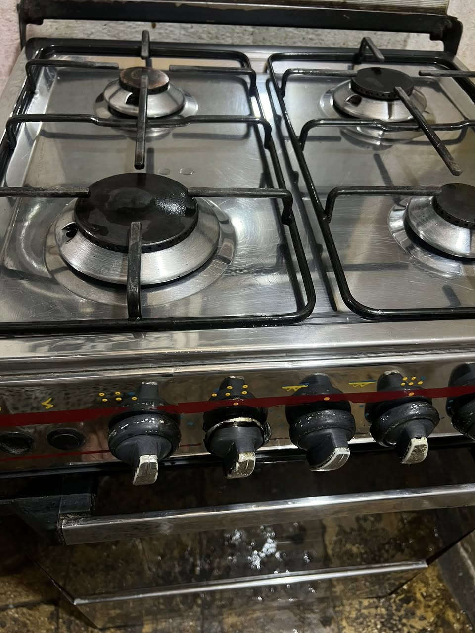 للبيع طباخ
كله شغال نارة زركة ابد ميصخم والله 
سعر 125وبي مجال
المكان بغداد البلديات


**إذا كنت صاحب هذا الإعلان وتريد حذفه لأي سبب، رجاءا أرسل رسالة إلى الدعم الفني**