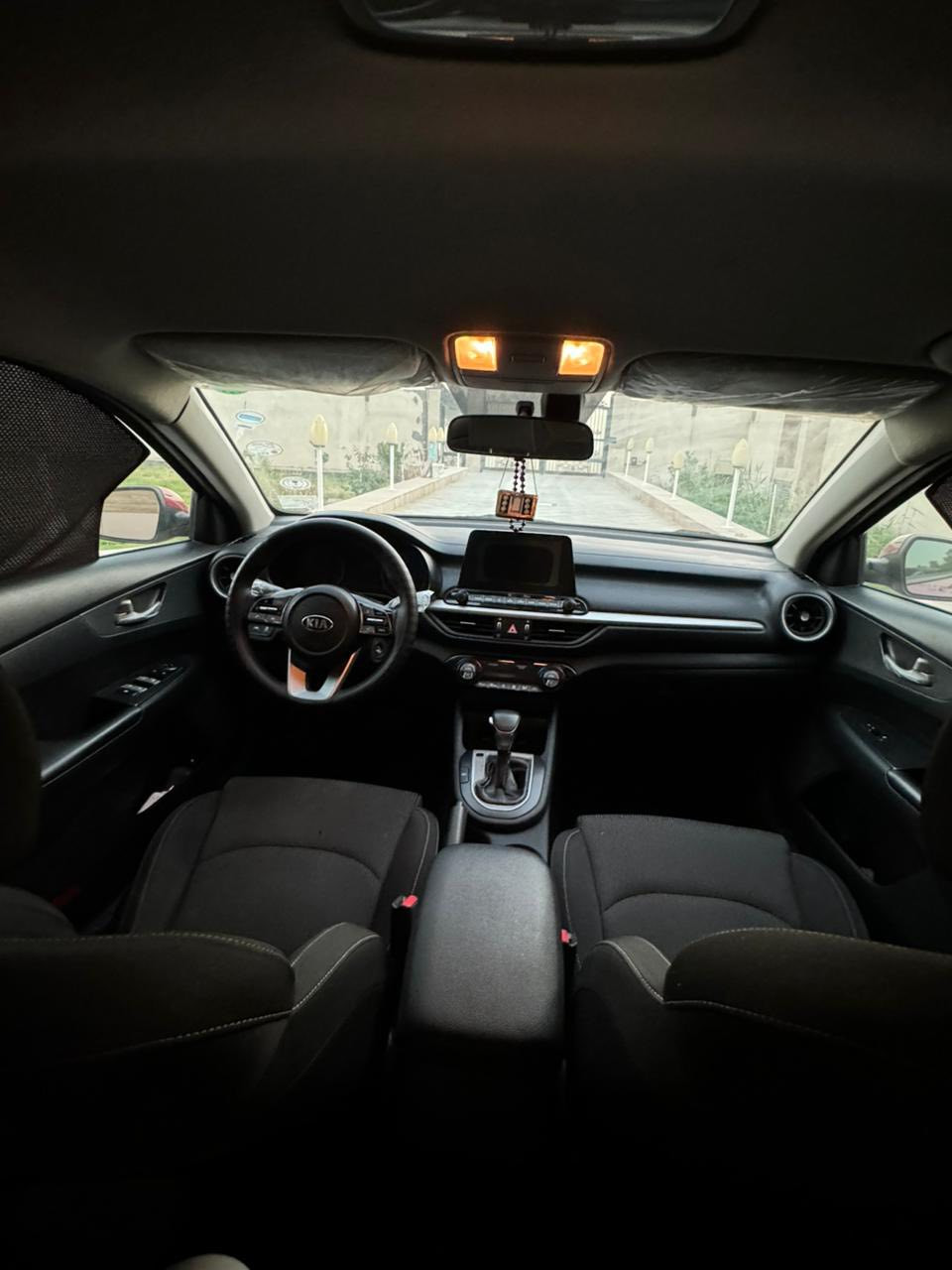 سلام عليكم فورتي للبيع مديل 2019سياره حره بدون حادث (غرق) ماشيه 99 الف حداديه نص عمر والسياره جاهزه السعر 119 وبيها مجال بسيط المكان البصرة الصالحيه رقم الهاتف ***********
