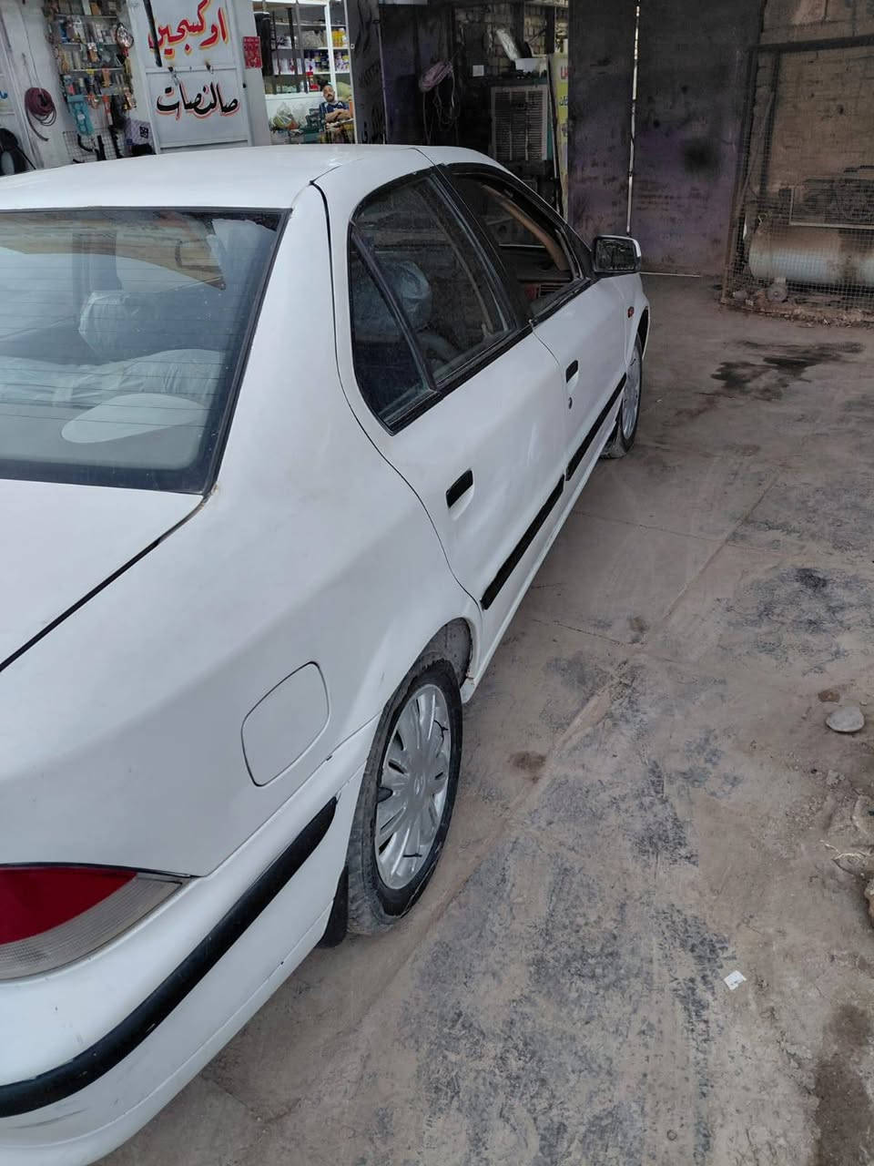 البيع سمند موديل ١١ تخم تاير جديد صدر امامي خلفي تبريد شغال رقم واسط بسمي كير وتو فرنسي سياره احله من صور مكان سياره واسط قضاء الحي *********** سعر ٣٧ وبيه مجال
