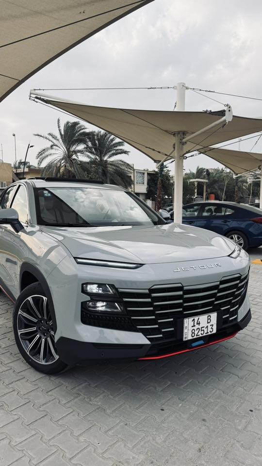 جيتور لاكجري موديل 2025
***********
سعر 185$✅
⸻

جيتور داشنج 2025 – Luxury (أعلى فئة)

اللون: رصاصي

المشي: 11,000 كم

 1. محرك بنزين توربو

 2. سعة المحرك 1.6 لتر

 3. عدد السلندرات 4

 4. القوة الحصانية 197 حصان

 5. عزم الدوران 290 نيوتن متر

 6. ناقل حركة أوتوماتيك DCT

 7. عدد السرعات 7

 8. نظام الدفع أمامي FWD

 9. وضعيات قيادة متعددة

 10. الطول 4590 مم

 11. العرض 1900 مم

 12. الارتفاع 1685 مم

 13. قاعدة العجلات 2720 مم

 14. عدد المقاعد 5

 15. مقاعد جلد فاخرة

 16. تحكم كهربائي بالمقاعد

 17. شاشة وسطية كبيرة تعمل باللمس

 18. شاشة عدادات رقمية

 19. نظام ملاحة

 20. Apple CarPlay

 21. Android Auto

 22. بلوتوث

 23. منافذ USB

 24. تشغيل السيارة بزر

 25. دخول وتشغيل بدون مفتاح

 26. تكييف أوتوماتيك

 27. فتحات تكييف خلفية

 28. نظام تثبيت السرعة

 29. مقود متعدد الوظائف

 30. فتحة سقف بانورامية

 31. مصابيح أمامية LED

 32. مصابيح خلفية LED

 33. مصابيح نهارية LED

 34. جنوط ألمنيوم سبورت 20 إنج

 35. مقابض أبواب مخفية

 36. حساسات أمامية

 37. حساسات خلفية

 38. كاميرا خلفية

 39. كاميرا 360 درجة

 40. نظام مانع انغلاق الفرامل ABS

 41. نظام توزيع قوة الفرملة EBD

 42. نظام الثبات الإلكتروني ESP

 43. نظام التحكم بالجر

 44. 6 وسائد هوائية

 45. نظام النقطة العمياء

 46. نظام التحذير من الاصطدام

 47. نظام الفرملة التلقائية للطوارئ

 48. نظام التحذير من مغادرة المسار

 49. نظام المساعدة في الحفاظ على المسار

 50. فرامل يد إلكترونية

 51. خاصية Auto Hold

 52. مرايا جانبية كهربائية

 53. مرايا جانبية قابلة للطي كهربائياً

 54. إشارات بالمرايا

 55. زجاج كهربائي كامل

 56. قفل مركزي للأبواب

 57. نظام إنذار

 58. كاميرا أمامية

 59. عزل صوتي ممتاز

 60. السيارة بحالة ممتازة جداً واس
