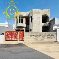 حي العربي • ٢٤٠م • هيكل