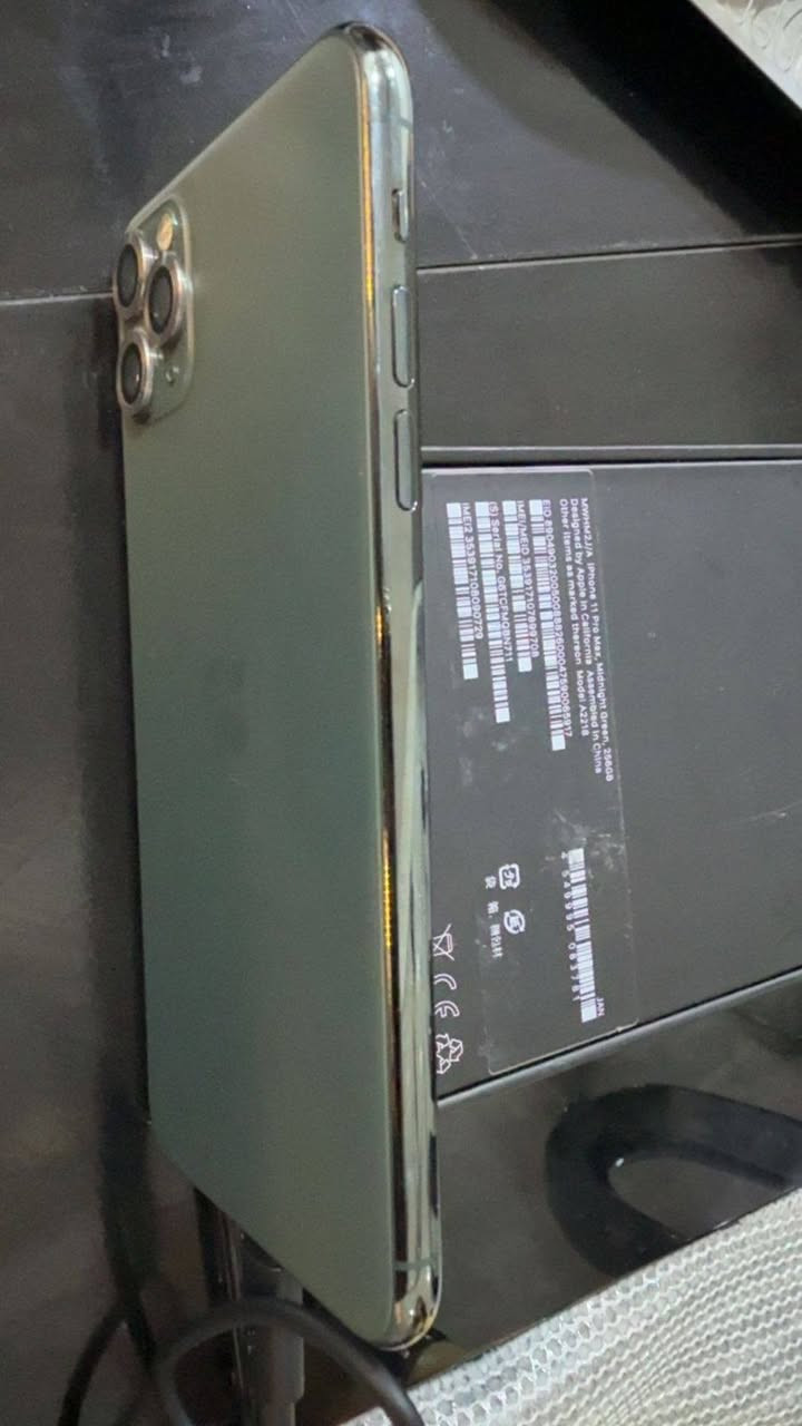 ايفون ١١برو ماكس ماستر بطاريه 77 ذاكره 256 لونه زيتوني جهاز ع الضمان ولفحص  زلغ واحد مبي ملحقات كامله مكانه ديالئ ***********  السعر 385
