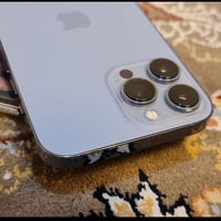 13برو ماكس مكفول من كلشي ذاكره 256بطاريه 75 شرط ما تصرف شويه صوته ناصي...