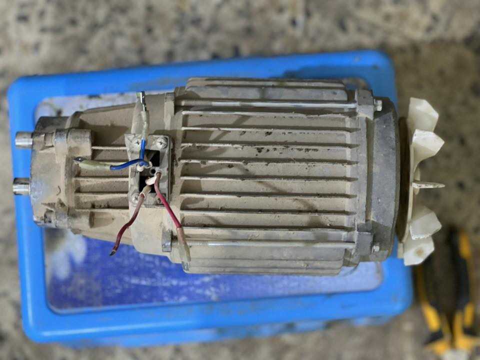 ماطور فارة للبيع 💯الملف بعدة مراية نقص ضاغطة
استفسار ع الخاص


**إذا كنت صاحب هذا الإعلان وتريد حذفه لأي سبب، رجاءا أرسل رسالة إلى الدعم الفني**