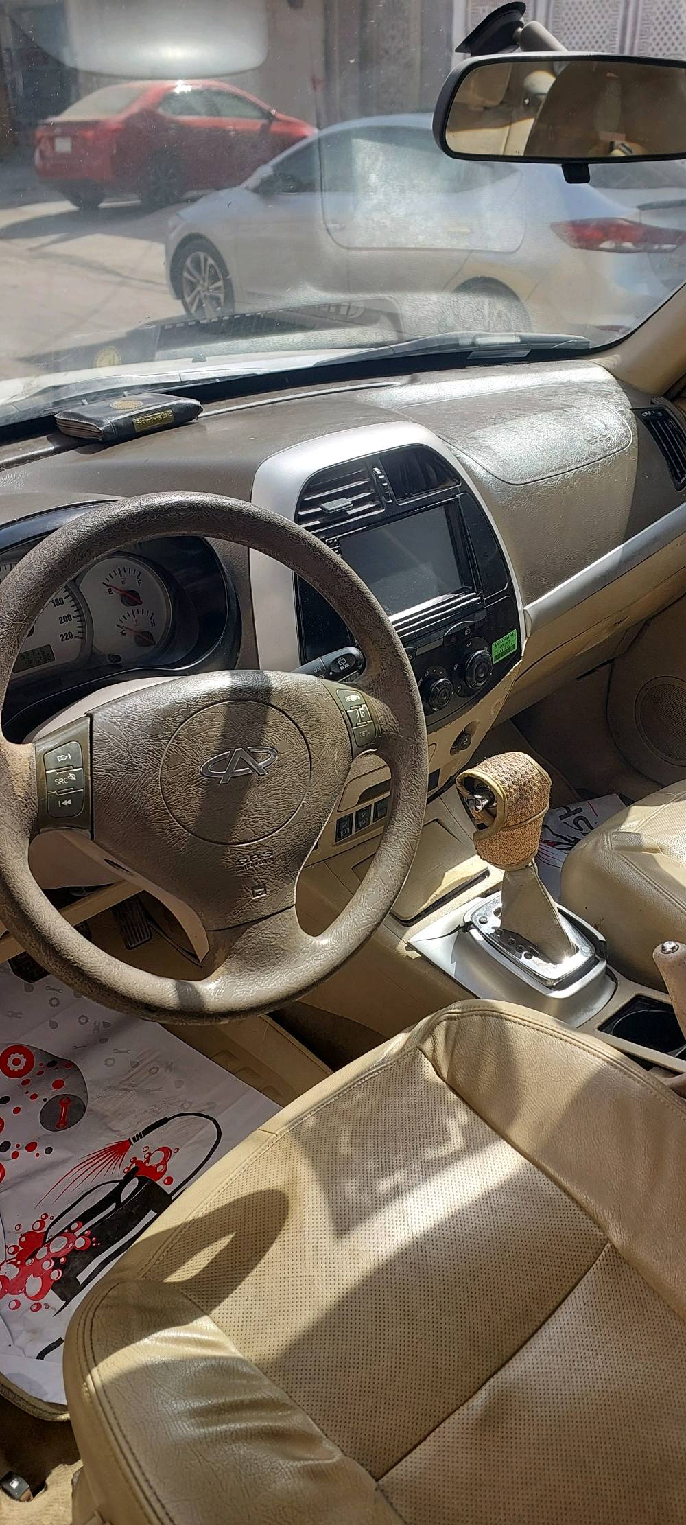 السلام عليكم..  تيكو 2012 گير ميكانيكي..  
السياره كلش حلوة گير ومكينه خير  من الله.. استعمال بيت ماشه 120
بيها قطعتين صبغ فقط... 
بيها نواقص خفيفه
رقم بغداد دولي بأسمي اني صاحبها 
مكاني بغداد رايدها ب51 وبيها مجال بسيط 
واتس اب ***********