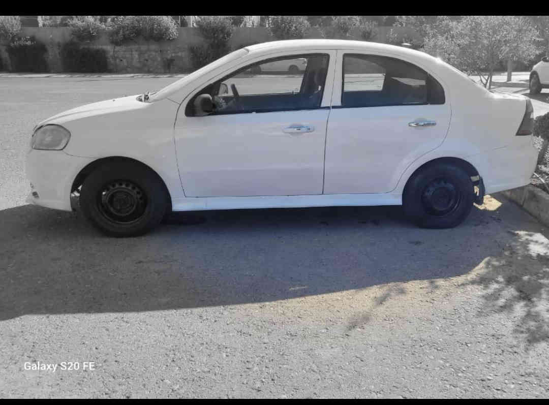 افيو 2007 
گير عادي 
عام بخ 
رقم سنوي جديد 
سياره دهوكئ 
سعر 45 وه ره قه مجال
*********** دهوك
