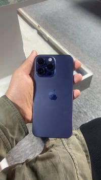 ١٤ برو ماكس  ماستر  AA/A ذاكره ٢٥٦  بطاريه ٨٥  السعر ٨٨٠ وبي مجال بسيط...