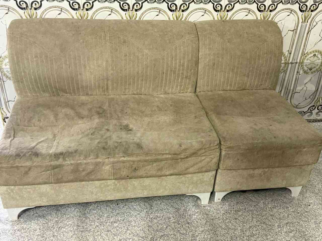 10 مقاعد
200وبيهن مجال بسيط


**إذا كنت صاحب هذا الإعلان وتريد حذفه لأي سبب، رجاءا أرسل رسالة إلى الدعم الفني**