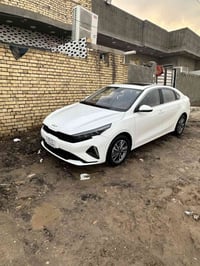 كي ثري • ٢٠٢٥ • ٩٠٠٠