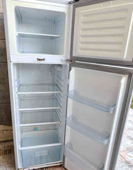 ثلاجة للبيع أخت الجديدة وشرط الفحص نوعيه هيتاشي الأصلي للأستفسار *********** مكاني تكريت
