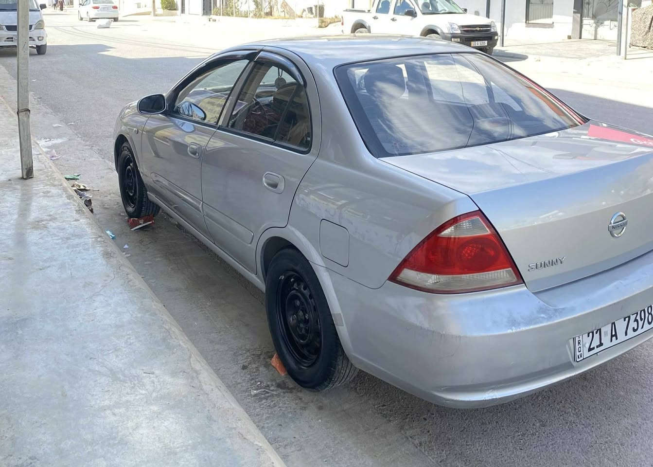 نیسان سەنی 2010 کۆری 
 یەک پەڵەی بچوک دەرگای دواوە
 بێناو گرتن گێڕ عادی، 
ناو ڕەش مەکینە گەورە 
مەکینە سپی مەکینەی نەکراوەتەوە

سعر : لە کۆمێنت داوای بکە ڕاستەوخۆ بۆت دێت 🤖 

سەنەوی تاوەکو مانگی حەوت بەسەر ناچێ
 ٢٠٠،٠٠٠ ڕۆیشتوە

ژمارەی خاوەنەکەی 
 ***********
وەتسئاپ
