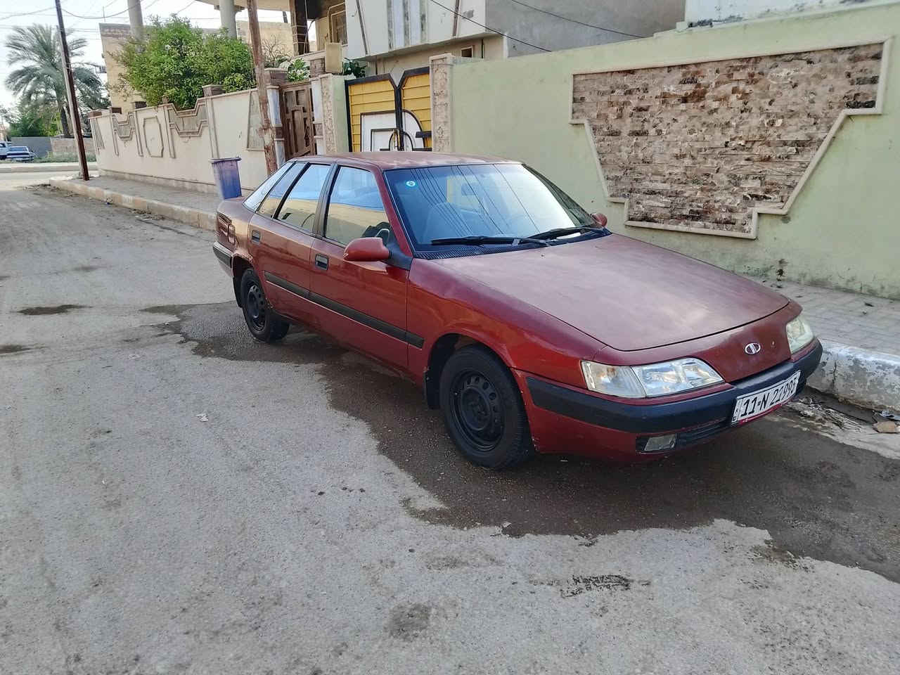 السلام عليكم ورحمة الله وبركاته 
موديل 96 محرك مفتوح اوتوماتيك تبريد بغداد انكليزي بدون ضربة حدادية حلوة كهربائيات كلها تمام السعر 34 وبيها مجال مكان بابل المسيب للاستفسار ***********
