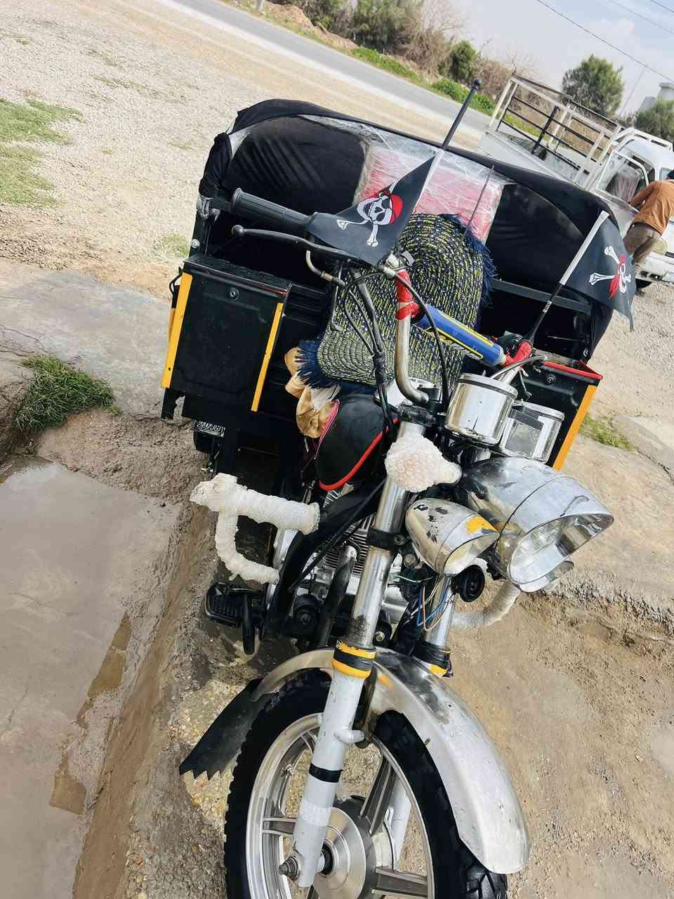 ستوته لبيع موديل 21 مكفوله نظافه عامه محرك 24 مامفتوح خلاص  بيع السعر مليون 650 قفل شراي جي قاص دلل مكاني دياله شهربان عباره صدرنيه


**إذا كنت صاحب هذا الإعلان وتريد حذفه لأي سبب، رجاءا أرسل رسالة إلى الدعم الفني**