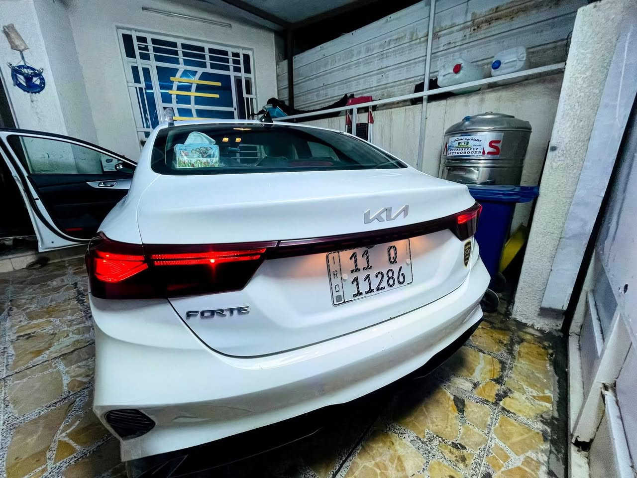 السلام عليكم ورحمة الله
كيا فورتي 2023 نص فول
السيارة رقم بغداد بسمي شرط التحويل

ضرر السيارة جاملغ امامي ولايح طرف الشاصي
ول جاملغ الخلفي بارد
مكان السيارة بغداد مدينة الصدر الاورفلي
رقم الهاتف ***********
سعر السيارة 148 وبيه مجال بسيط 🌹
